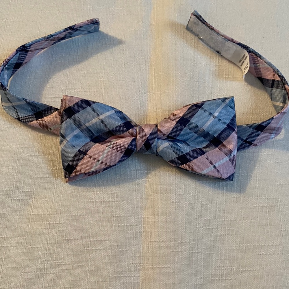 Plaid Bow Tie with Velcro Closure